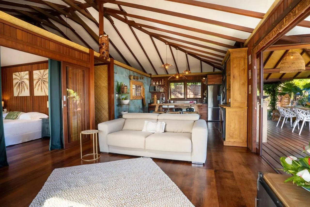 Villa Manuiti, Balinese Luxury Home - Private Swim Spa, Ocean View - Ofyr Bbq - Koi Pond Punaauia
